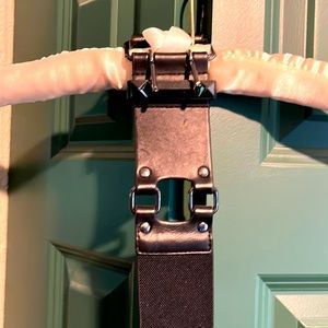 Bcbg high waisted black belt